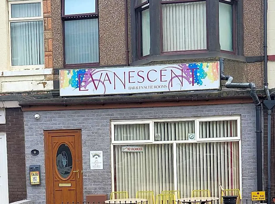 Evanescent Bar And Rooms-1